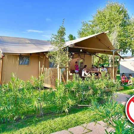 Üdülőpark Barricata Village 5*