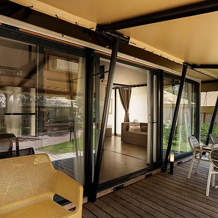Üdülőpark Barricata Village 5*