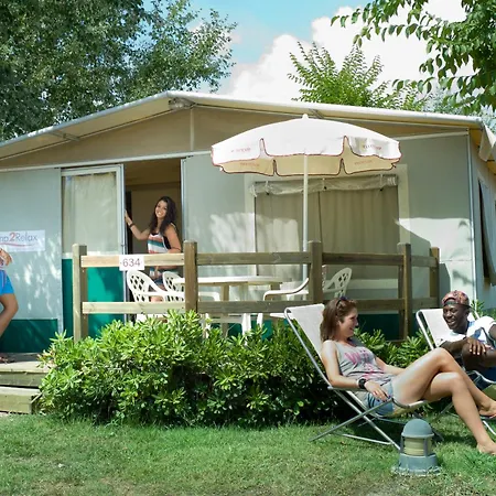 Barricata Village פארק נופש Scardovari