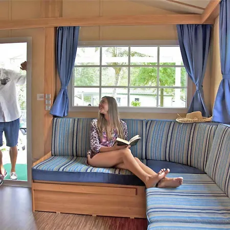 Barricata Village פארק נופש 5*