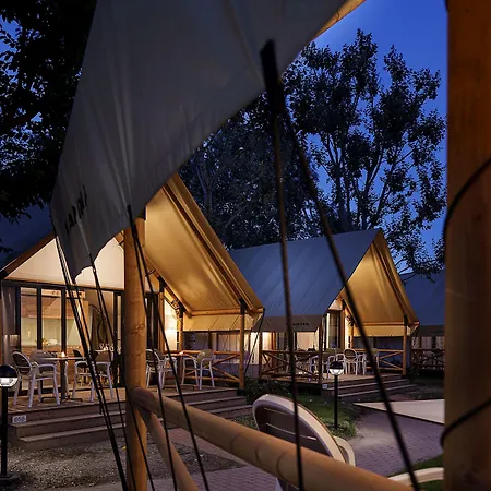 Barricata Village פארק נופש